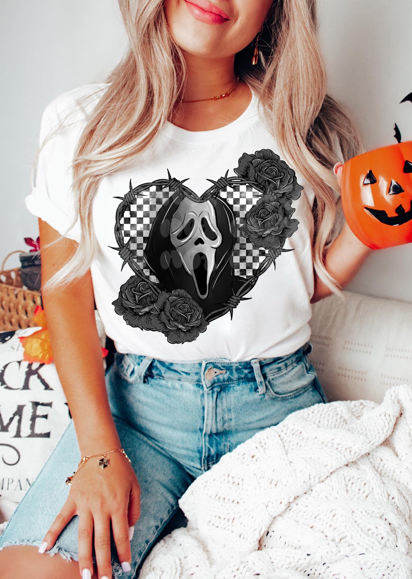 GRAYSCALE HEART HORROR GHOST PNG DESIGN - NO LICENSING REQUIRED - JANUARY 2025