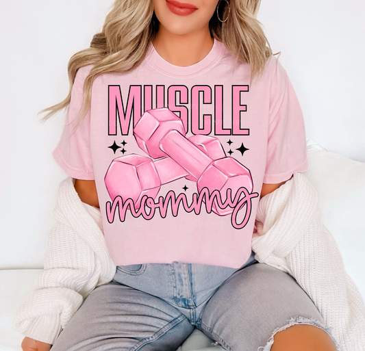 MUSCLE MOMMY PNG